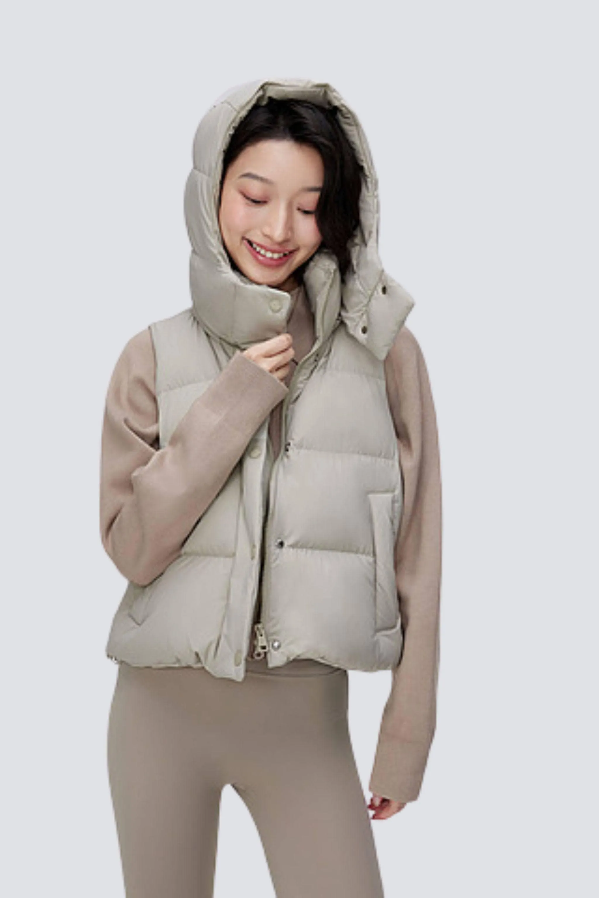Comfy Women's Down Gilet With Detachable Hood