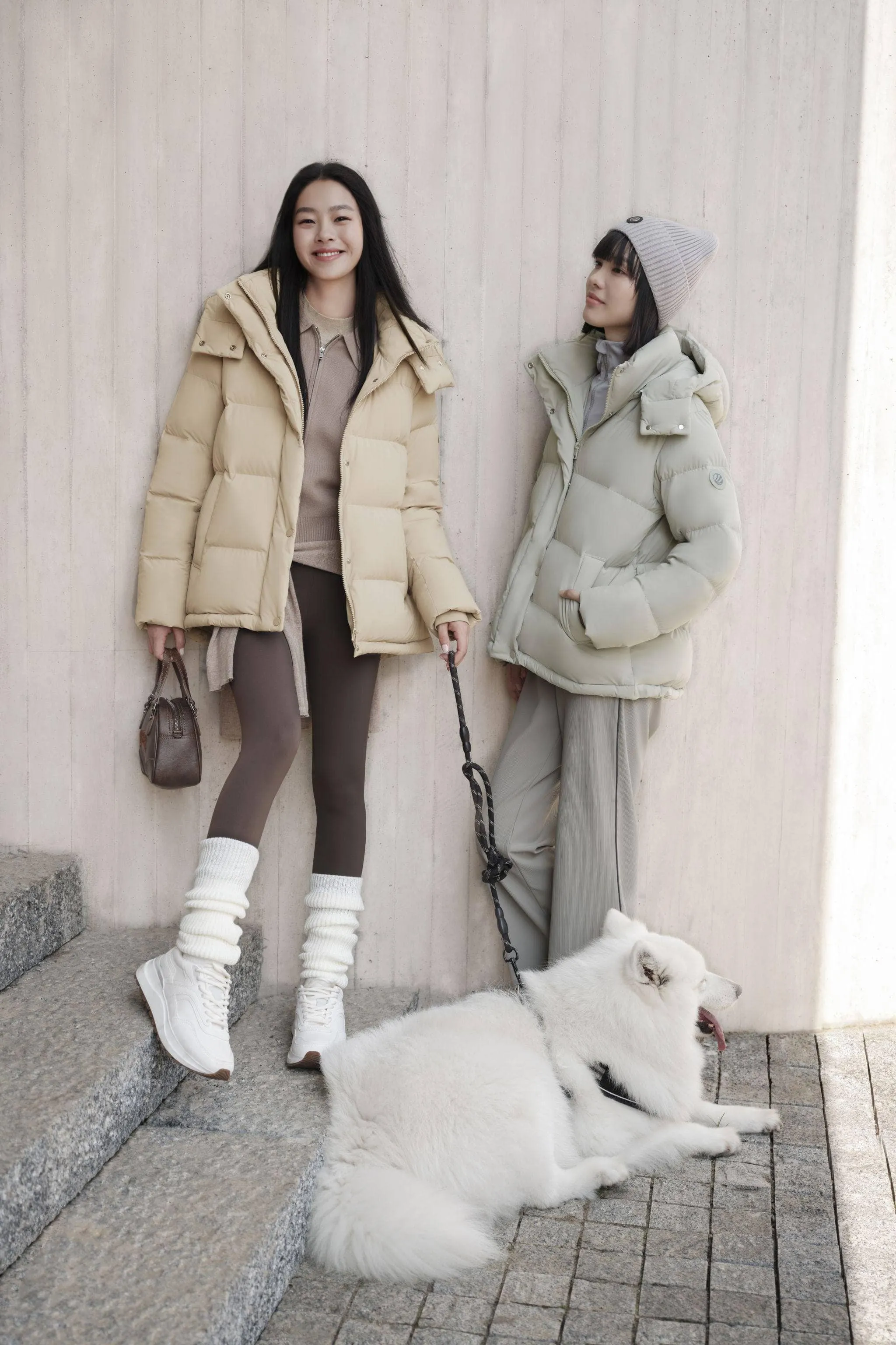 Comfy Women's Down Jacket With Detachable Hood