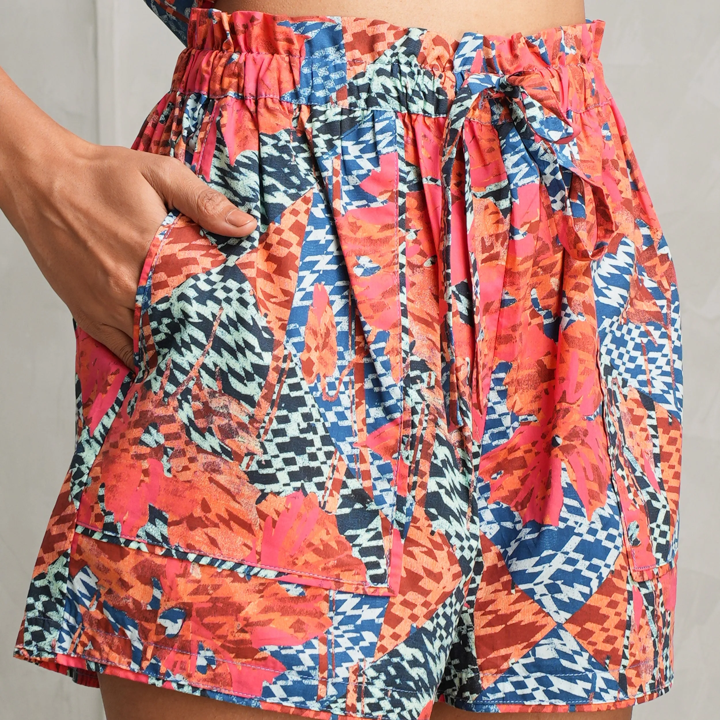 Edlyn Floral Shorts