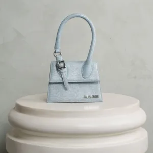 Medium Chiquito with Buckle