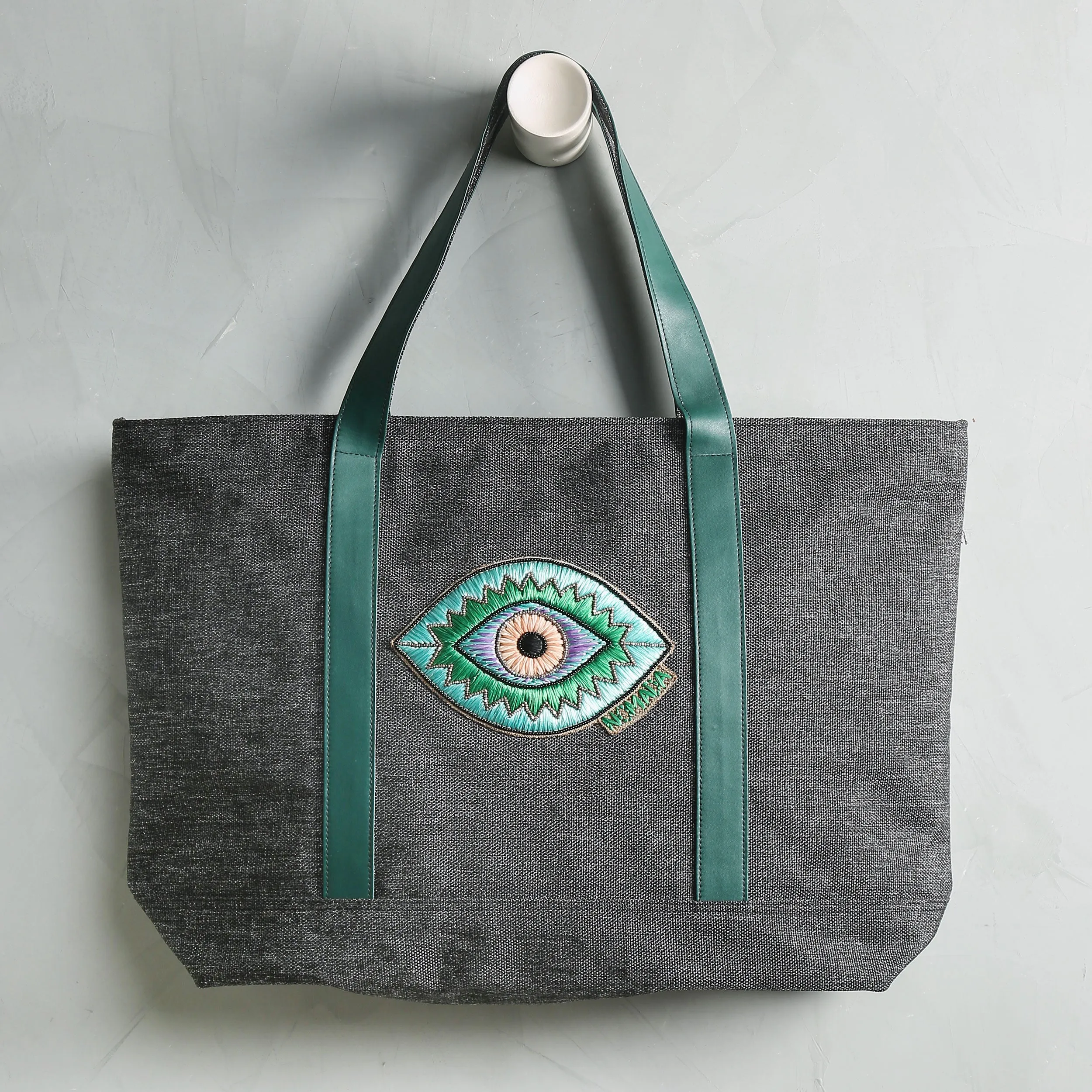 Talisman tote